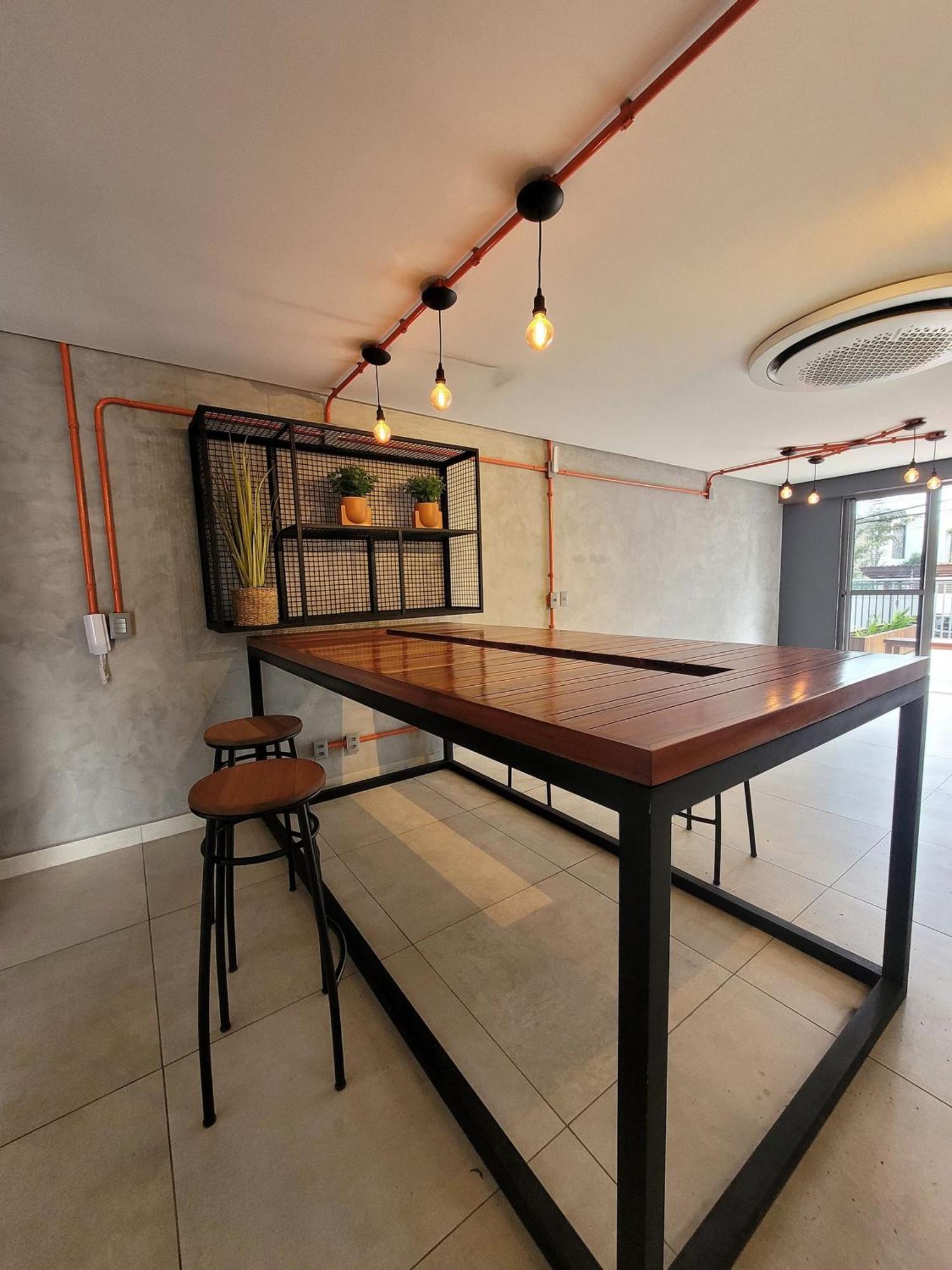 Apartment Com Varanda A 100 Metros Da