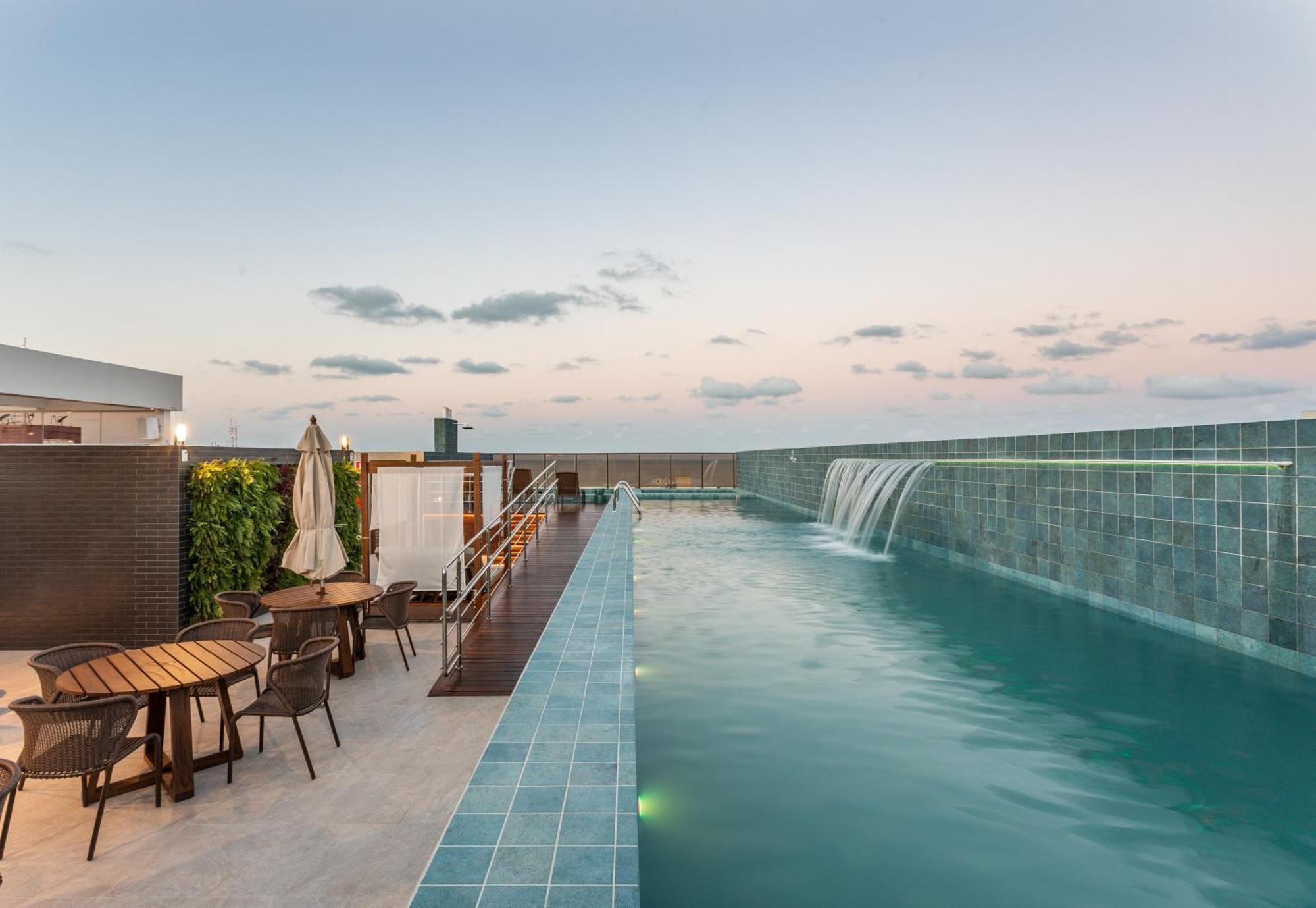 Cobertura Com Jacuzzi E Deslumbrante Vista Mar