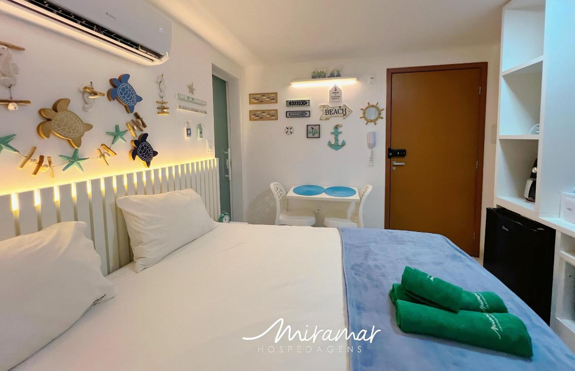 Paradise Flat's Apartment