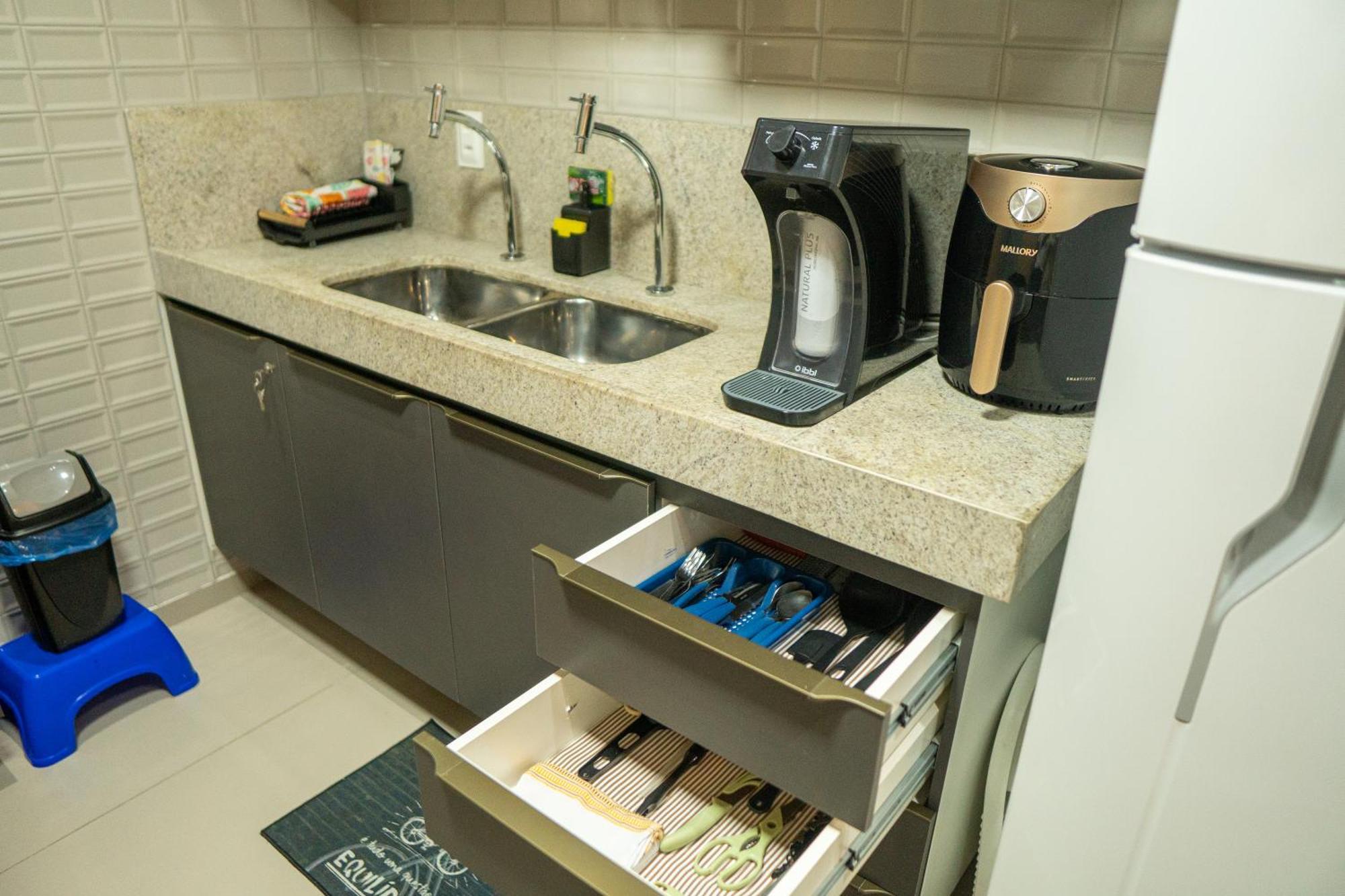 Apartamento Conforto Na Irresistivel Do Cabo Branco - Climatizado E Completo João Pessoa