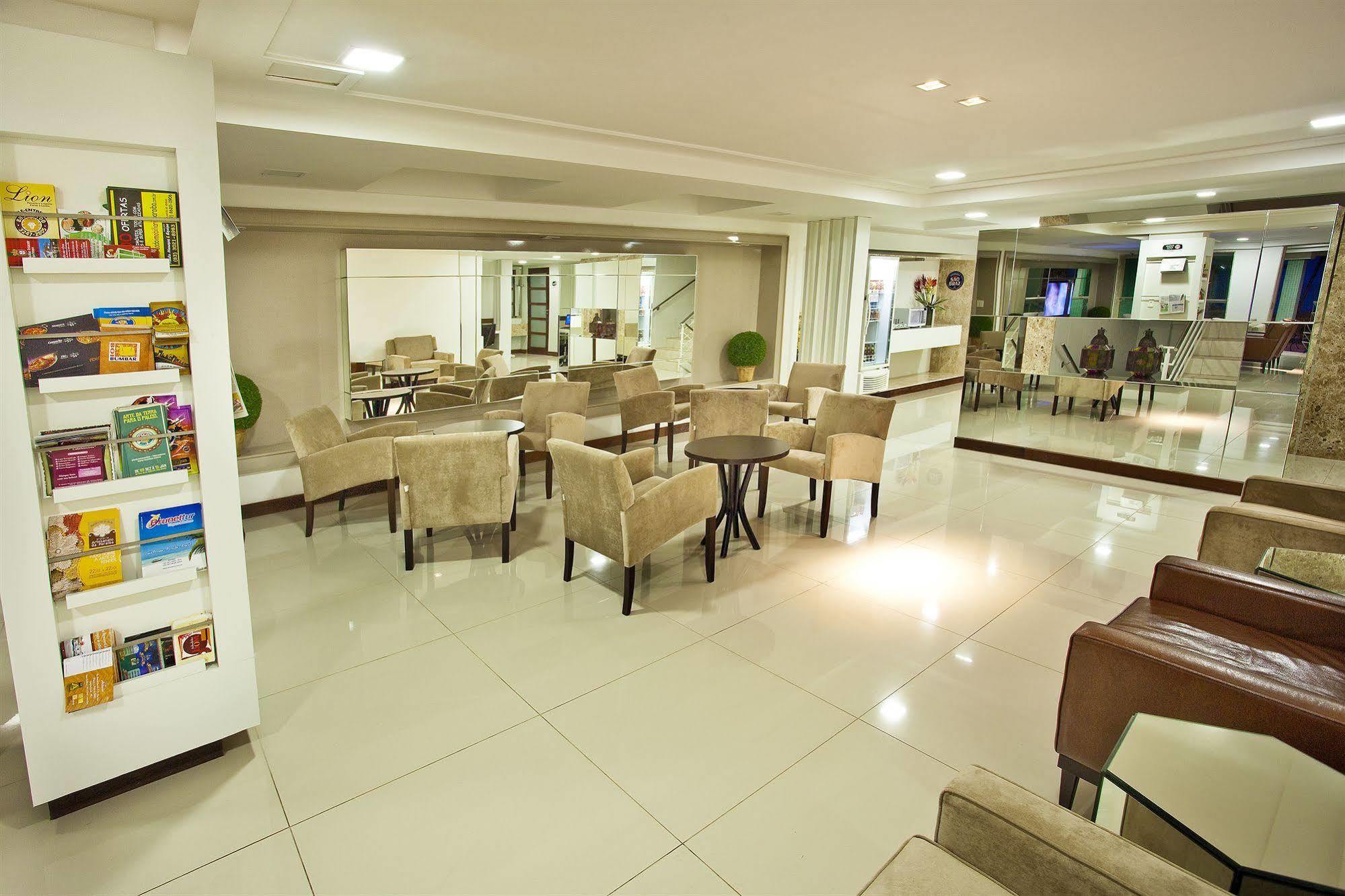 Hotel Corais De Tambau
