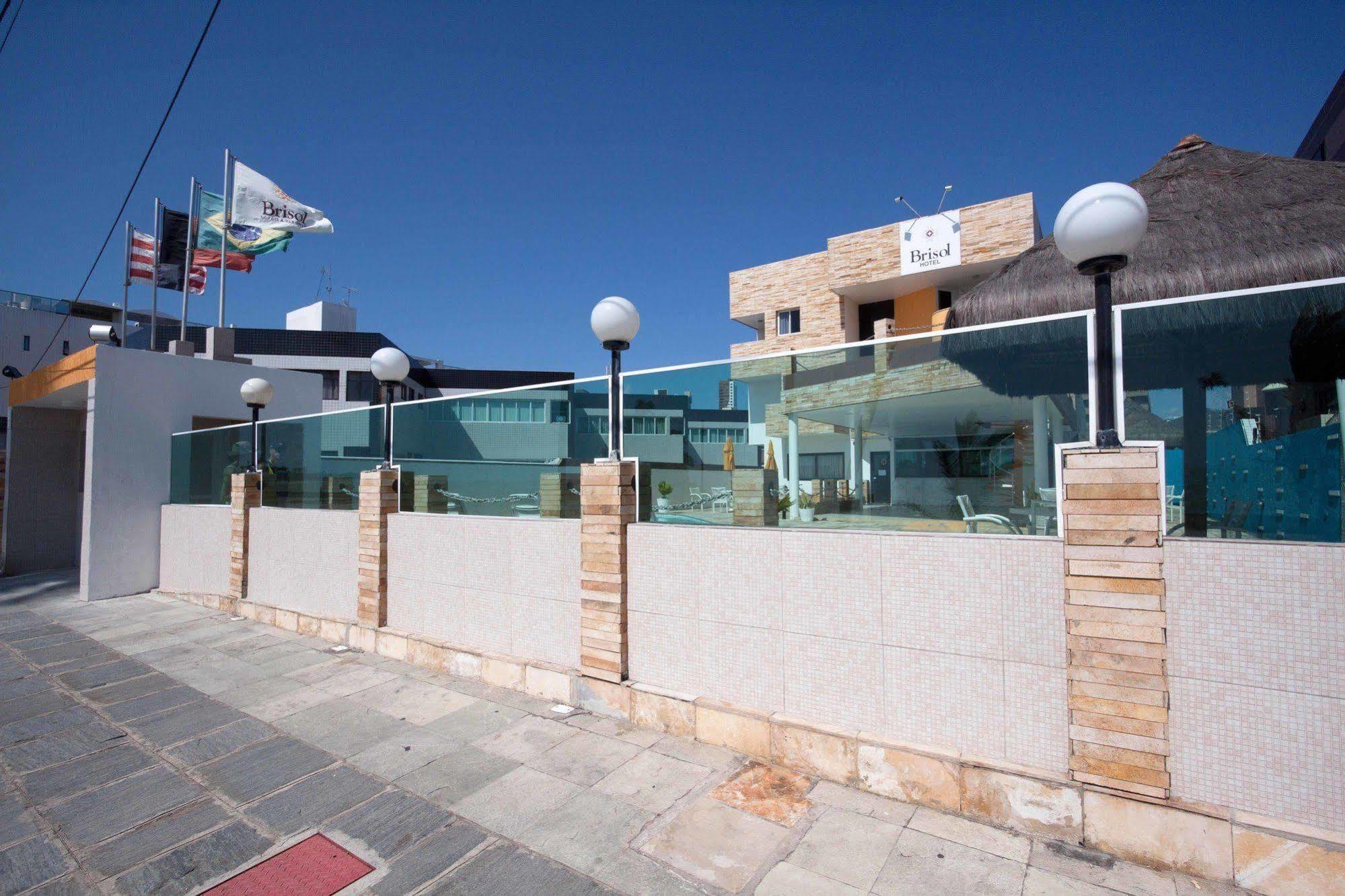 Brisol Hotel 3*